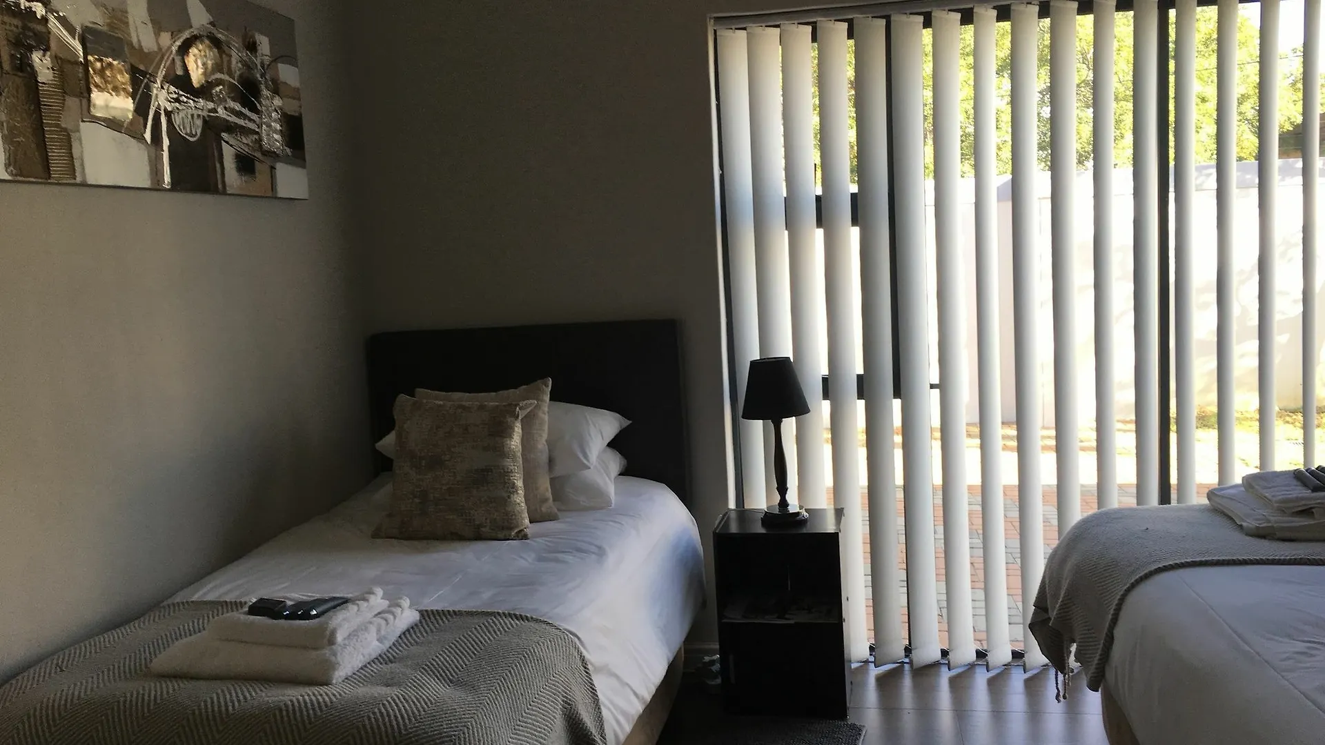 Vriesen View Otel Bloubergstrand Konukevi